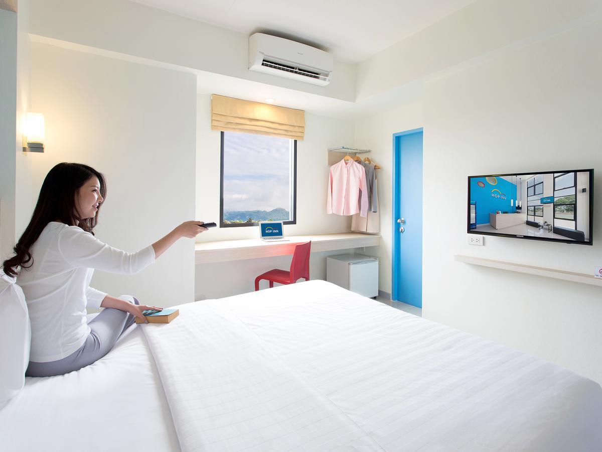 Hop Inn Lop Buri Buitenkant foto